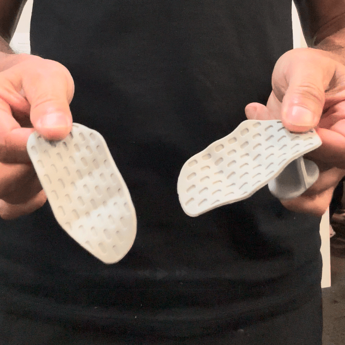Silicone Gym Grips with case - Gym Bag Essentials