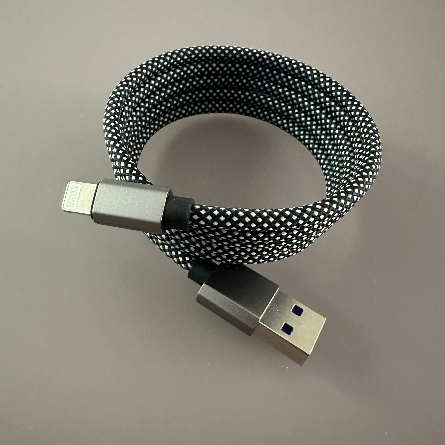 Magnetically Coiled Fast Charging Braided Charging Cable