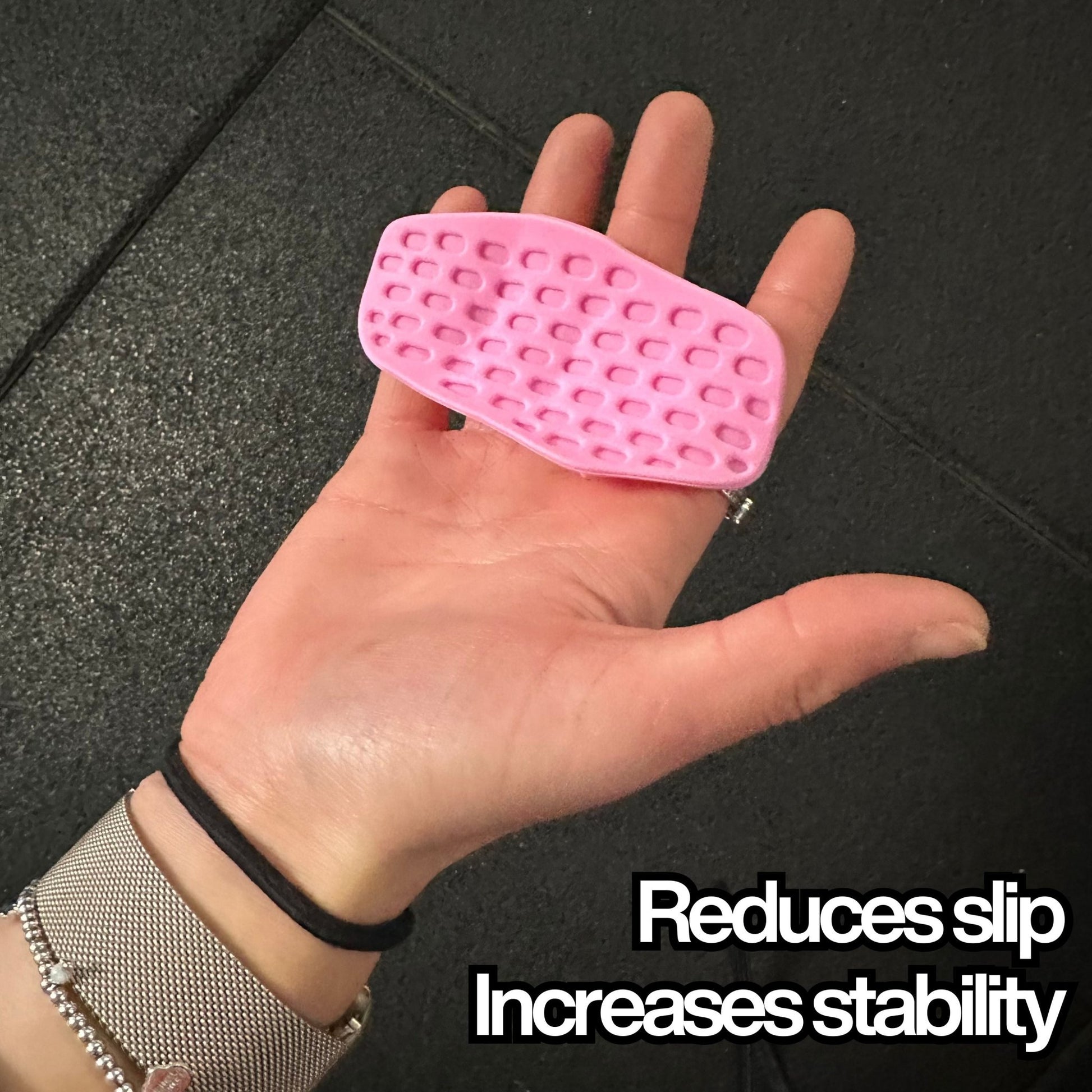 Silicone Gym Grips with case - Gym Bag Essentials