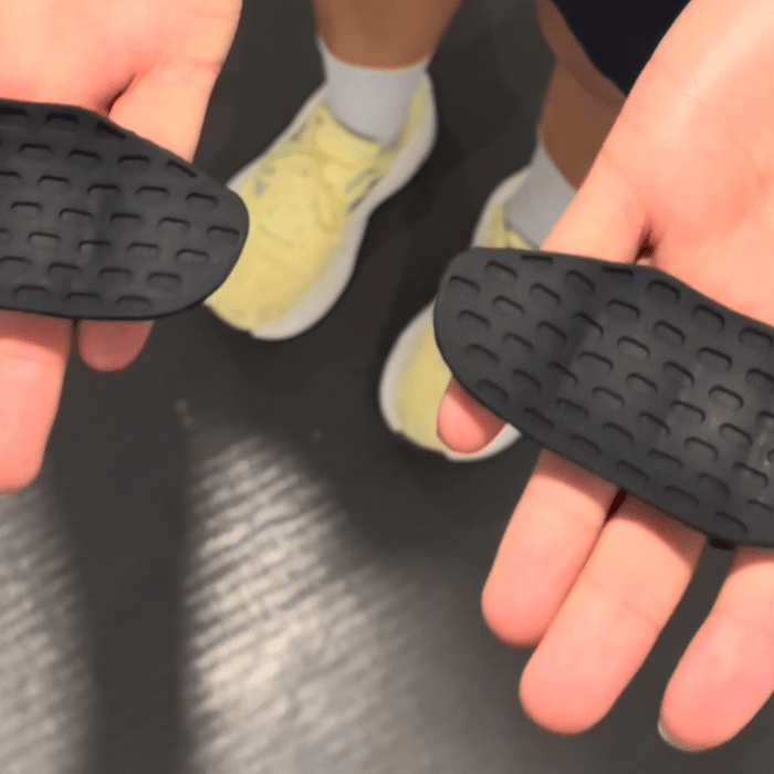 Silicone Gym Grips with case - Gym Bag Essentials